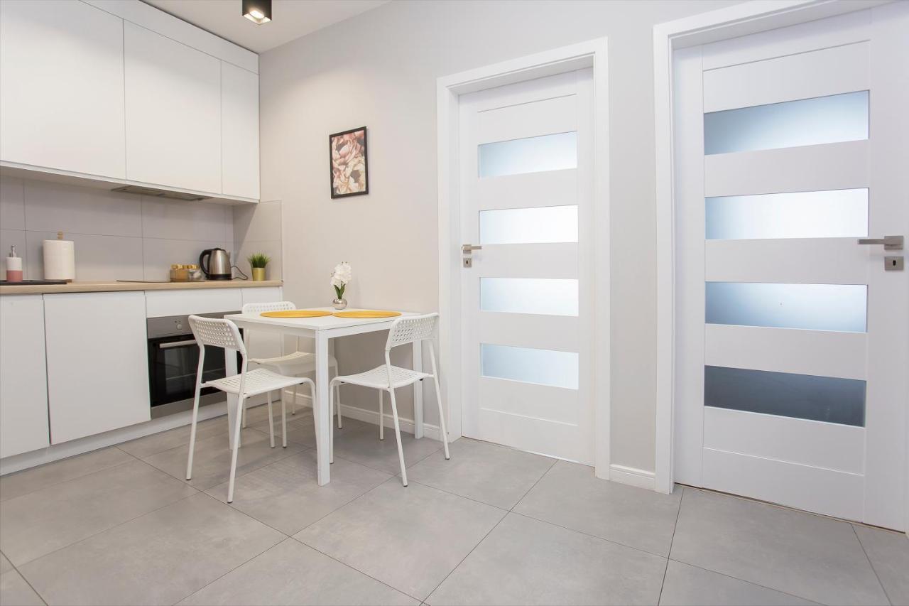 Urban Jungle - Silver Apartment Bialystok Exterior photo